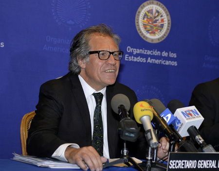 "El Consejo Permanente debe mantenerse del lado correcto de la historia y defender a un pueblo que necesita voz", dijo Almagro ante el pleno de embajadores de los 34 países de la OEA, en Washington.