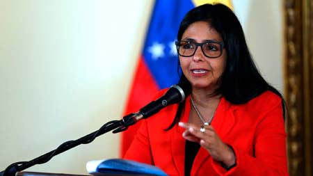 La canciller le explicó al Cuerpo Diplomático acreditado en Venezuela el por qué el Referendo no puede realizarse este año