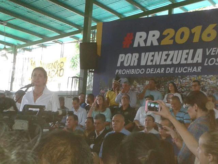 María Corina Machado afirmó durante un acto de la Unidad que “es la hora de la desobediencia cívica nacional”.