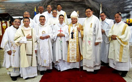 Monseñor García Naranjo destacó para los diáconos el oficio de enseñar: “Esto es que el diácono está llamado a proclamar la Escritura, la Palabra de Dios, e instruir y exhortar al pueblo”.
CORTESIA / EL GUARDIAN CATOLICO