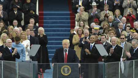 Donald Trump prestó juramento este viernes como 45° presidente de Estados Unidos