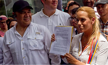 Lilian Tintori y Jesús Torrealba insisten en que Maduro “debe cumplir y liberar a Leopoldo Lopez”