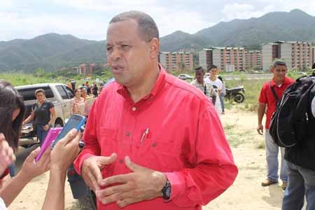 El alcalde Sanz manifestó su respaldo a la posición asumida por el  presidente de la República Nicolás Maduro
