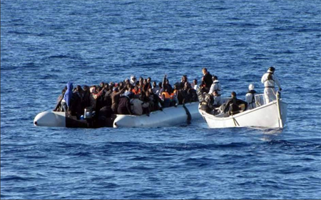 El riesgo de estas travesías no frena este tipo de viaje: los guardacostas italianos anunciaron haber coordinado el rescate de más de 1.100 migrantes, entre el martes y el miércoles por la mañana frente a las costas de Libia.