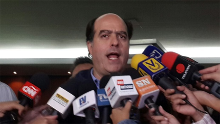 Insistió Borges en que “aquí nadie puede estar por encima de la Constitución como pretende Maduro”.