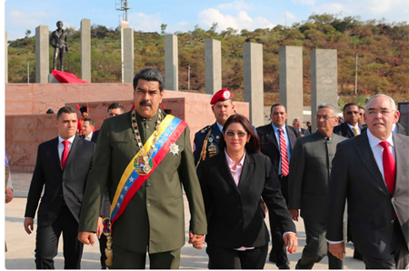 El presidente señaló: “Cuando digamos Independencia y Patria Socialista, sintamos en nuestro corazón que decimos Que viva Simón Bolívar, que viva Manuel Pirar”.PRENSA PRESIDENCIAL