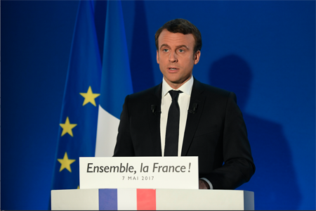 "Combatiré las divisiones que nos lastran", prometió el domingo el centrista Emmanuel Macron, ganador de las elecciones presidenciales en Francia, asegurando que ha escuchado "la ira, ansiedad y dudas" de sus compatriotas.LIONEL BONAVENTURA / AFP