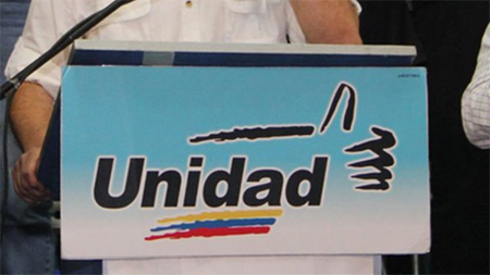 La MUD asegura que “lo que venezolanos están demandando es el restablecimiento de la efectiva vigencia de la Constitución de 1999”.
