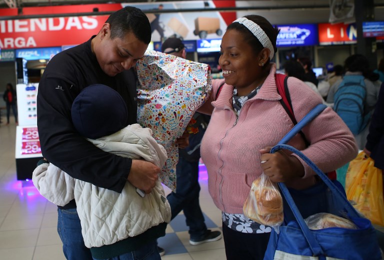 Cerca de medio millón de venezolanos llegaron al país andino en los dos últimos años, impulsados por buscar un porvenir fuera ante la aguda crisis social y económica.