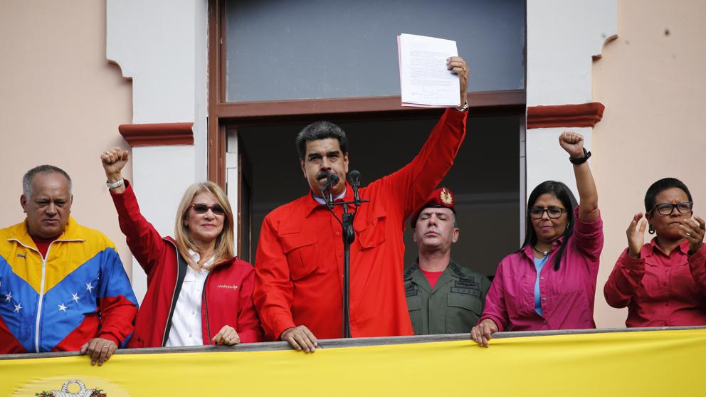 Maduro recalcó su denuncia de complot de la Casa Banca hacia su mandato.