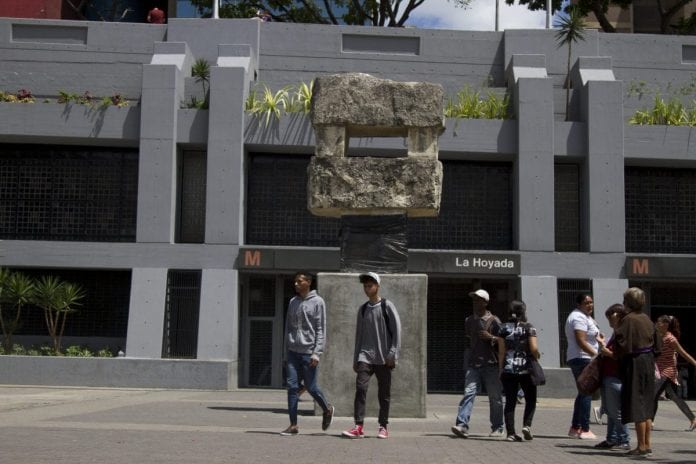 El cadáver de la víctima fue abandonado el pasado sábado cerca de la estación La Hoyada.