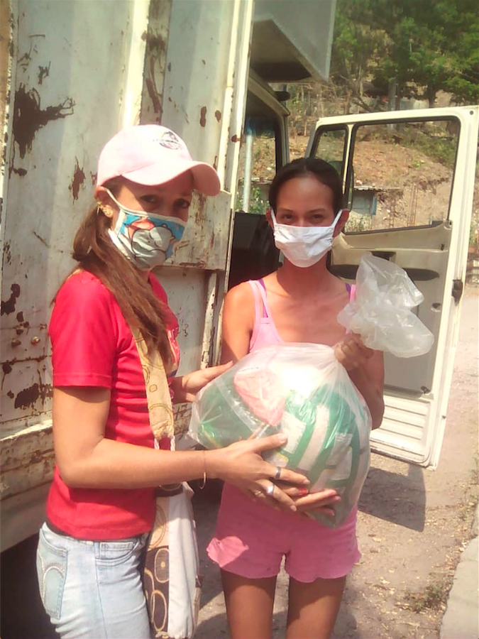 En el municipio Paz Castillo se han entregado más de 45.000 bolsas de comida