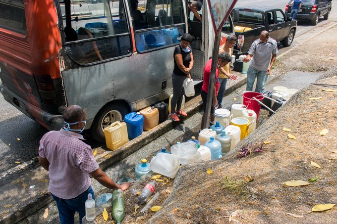 La falta de agua se agudiza en Caracas