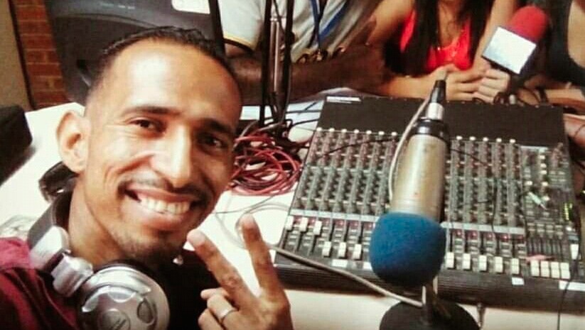 Briswell Ríos dirige la emisora Pachanga 91.5 FM en Ocumare del Tuy