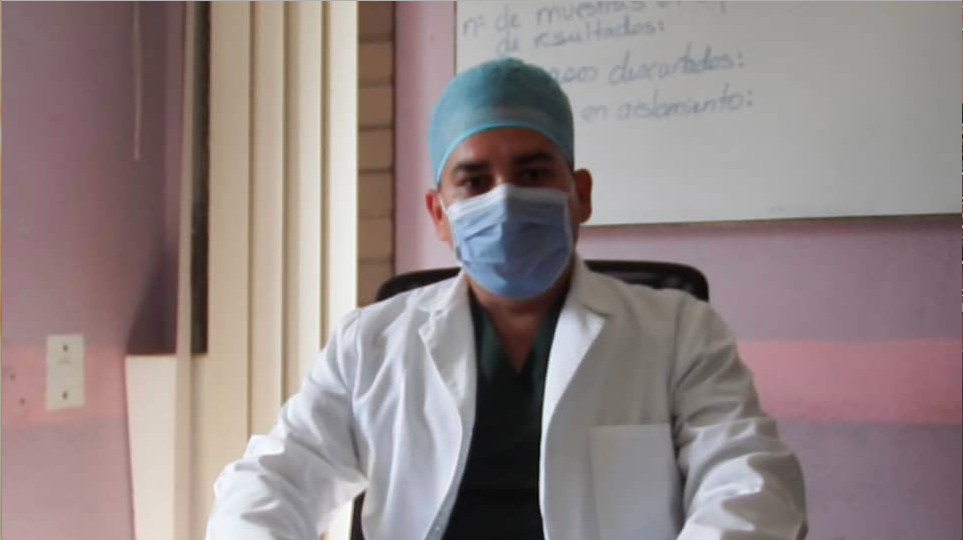 El  director del nosocomio, Esau Díaz,  indicó que cuentan con especialistas en todas las áreas
