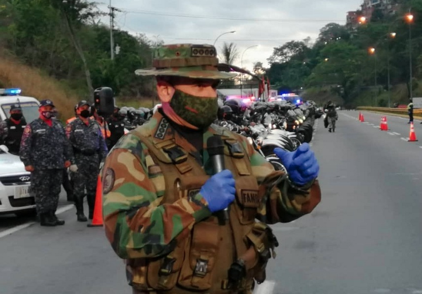 En el caso del municipio Bolivariano Libertador, Caracas, las distintas calles presentan baja fluidez tanto de tránsito vehicular, como peatonal