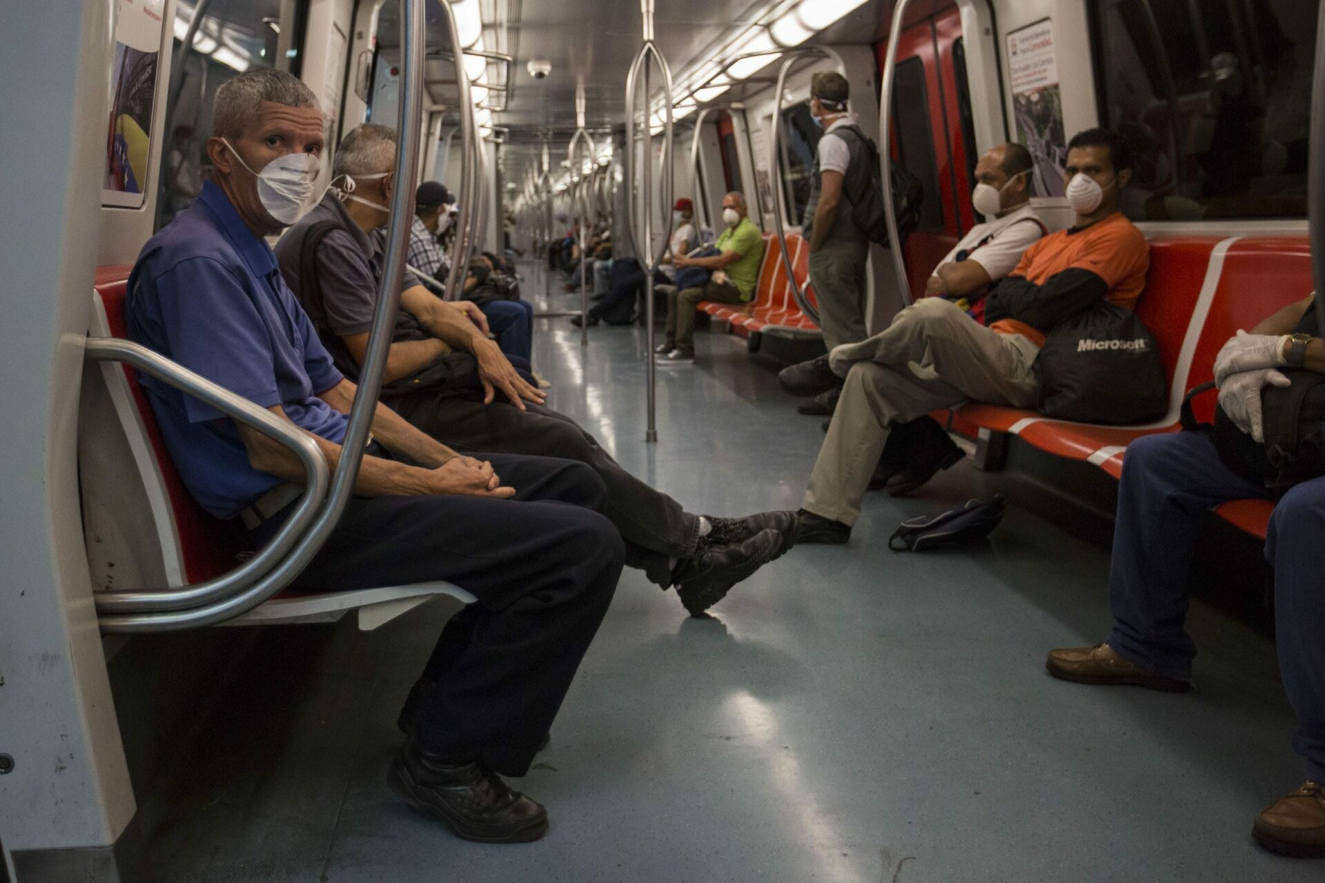 El Metro de Caracas está trabajando a media máquina