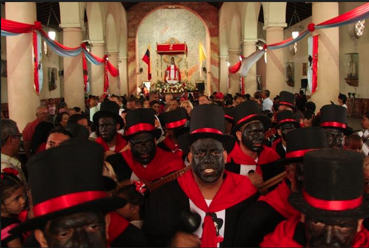 Este lunes la Parranda de San Pedro de Guarenas, luego de la misa, limitará su recorrido en el interior de la Catedral de Nuestra Señora de Copacabana