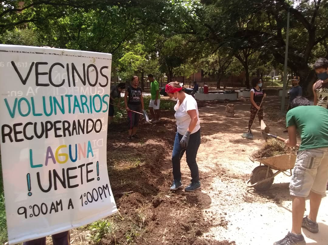 Grupo de vecinos voluntarios se unieron para recuperar los espacios de la Laguna de Nueva Casarapa