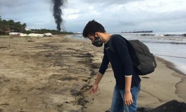 Muchos activistas han alertado sobre los daños ambientales causados por el derrame