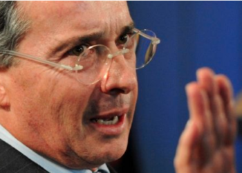 Uribe puede apelar el arresto domiciliario y el juicio oral está aún por definirse