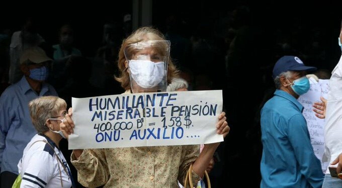 Pensionados y jubilados han protestado en diversas oportunidades, en reclamo en el sistema de seguridad social venezolano
FOTO IVÁN E. REYES | EFECTO COCUYO