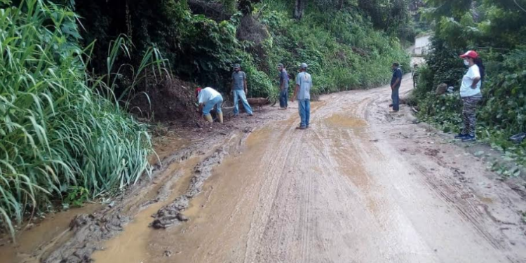 Vecinos continúan haciendo constantes llamados para que se limpie el río San Pedro