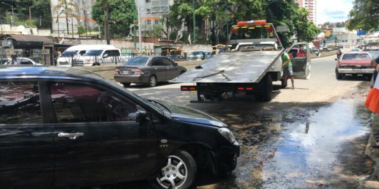 La conductora se quejó por la nula señalización que existe en la zona