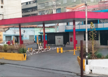 Sin gasolina amanecieron las estaciones de servicios de Valles del Tuy
