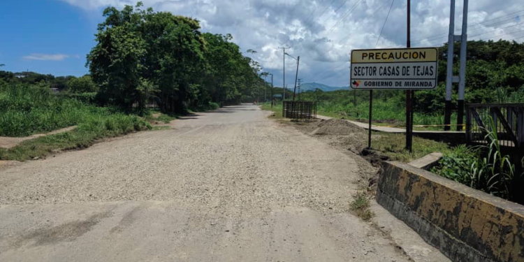 Paso vehicular y peatonal se restableció al final de la noche del 3 de septiembre