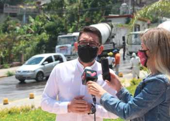El alcalde Farit Fraija destacó que “la desinfección en el municipio Carrizal llega a 458 jornadas”.CORTESIA / PRENSA CARRIZAL