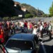 Ciudadanos protestan en el estado La Guaira, más específicamente en el sector El Trébol (llegando a La Guaira), por problemas con el transporte en la entidad, el aumento del pasaje y los problemas de la gasolina