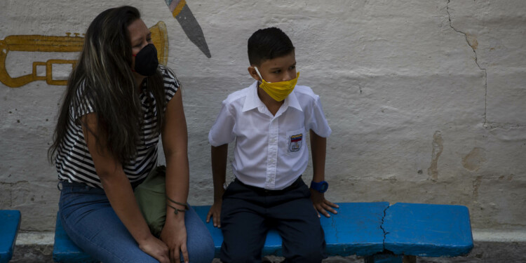 El regreso a clases en el país sigue en vilo