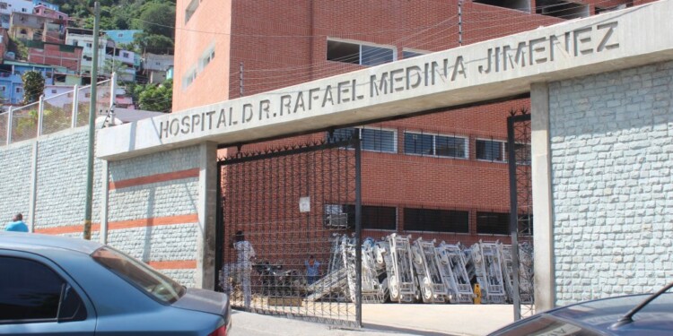 Los heridos fueron llevados inicialmente al hospital Dr. Rafael Medina Jiménez, periférico de Pariata