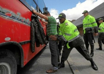 La Policía de Bogotá encara la guerra entre bandas delictivas integradas por venezolanos
