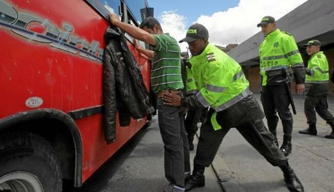 La Policía de Bogotá encara la guerra entre bandas delictivas integradas por venezolanos