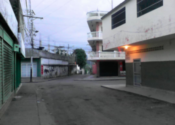 La oscuridad se impone en la calle La Florida, parte de vía La Gruta y en la San José hasta la Zamora 