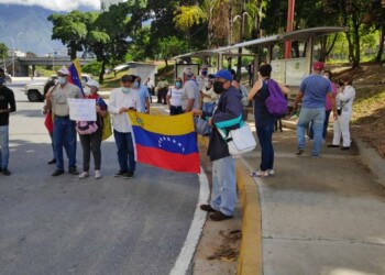 Los vecinos tomaron el Distribuidor Santa Fe desde bien temprano
FOTOS IVÁN ERNESTO REYES/EFECTO COCUYO