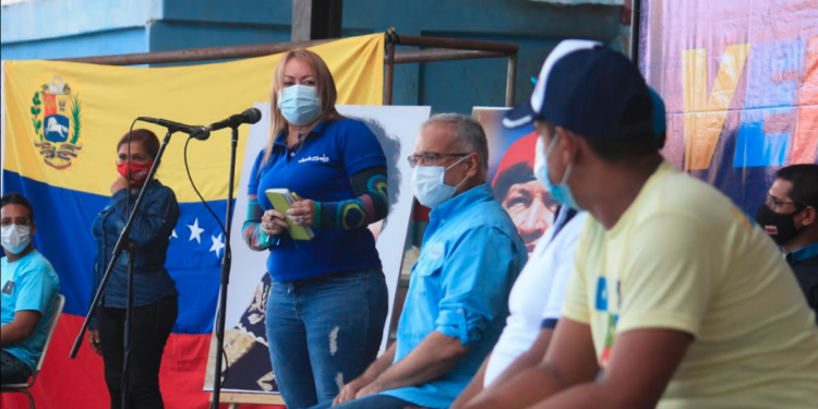 El evento contó con la presencia de los jefes de comunidad, brigadas juveniles y Milicia Nacional Bolivariana