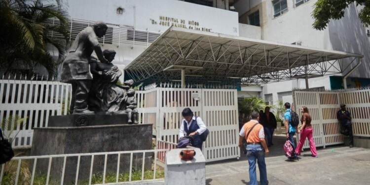 El J.M. de los Ríos, uno de los hospitales que entró en la encuesta realizada a ocho hospitales del país