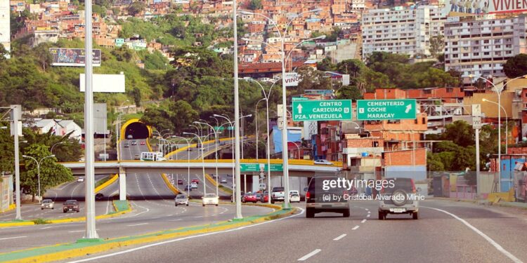 Traffic in Autopista Norte-Sur, Caracas, 2016.