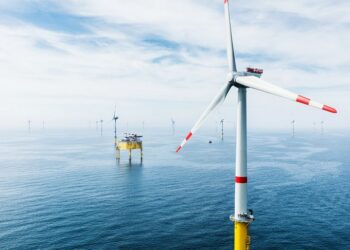 Der 400 Megawatt Nordsee-Windpark Global Tech I befindet sich über 100 Kilometer vor der Küste. Mit den 80 5-Megawatt-Windkraftanlagen können 445.000 Haushalte mit umweltfreundlichem Strom versorgt werden. 
presse@globaltechone.de
www.globaltechone.de