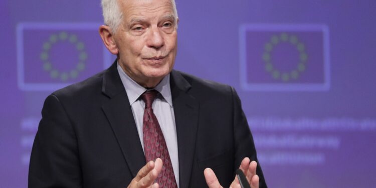 Brussels (Belgium), 30/11/2022.- European Union for Foreign Affairs and Security Policy Josep Borrell speaks during a press conference on the EU Global Health Strategy following EU commission weekly college meeting, in Brussels, Belgium, 30 November 2022. (Bélgica, Bruselas) EFE/EPA/OLIVIER HOSLET